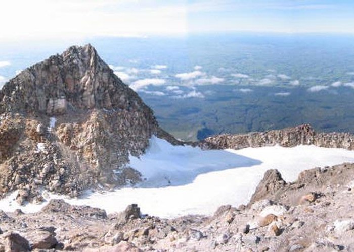 Mount Taranaki (Egmont) Summit Track